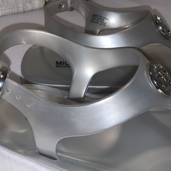 Michael Kors Silver Jelly Thong Sandals Size 6R - Picture 10 of 16